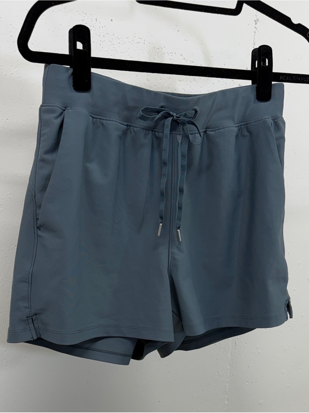 Women's Drawstring Active Shorts - Deep gray